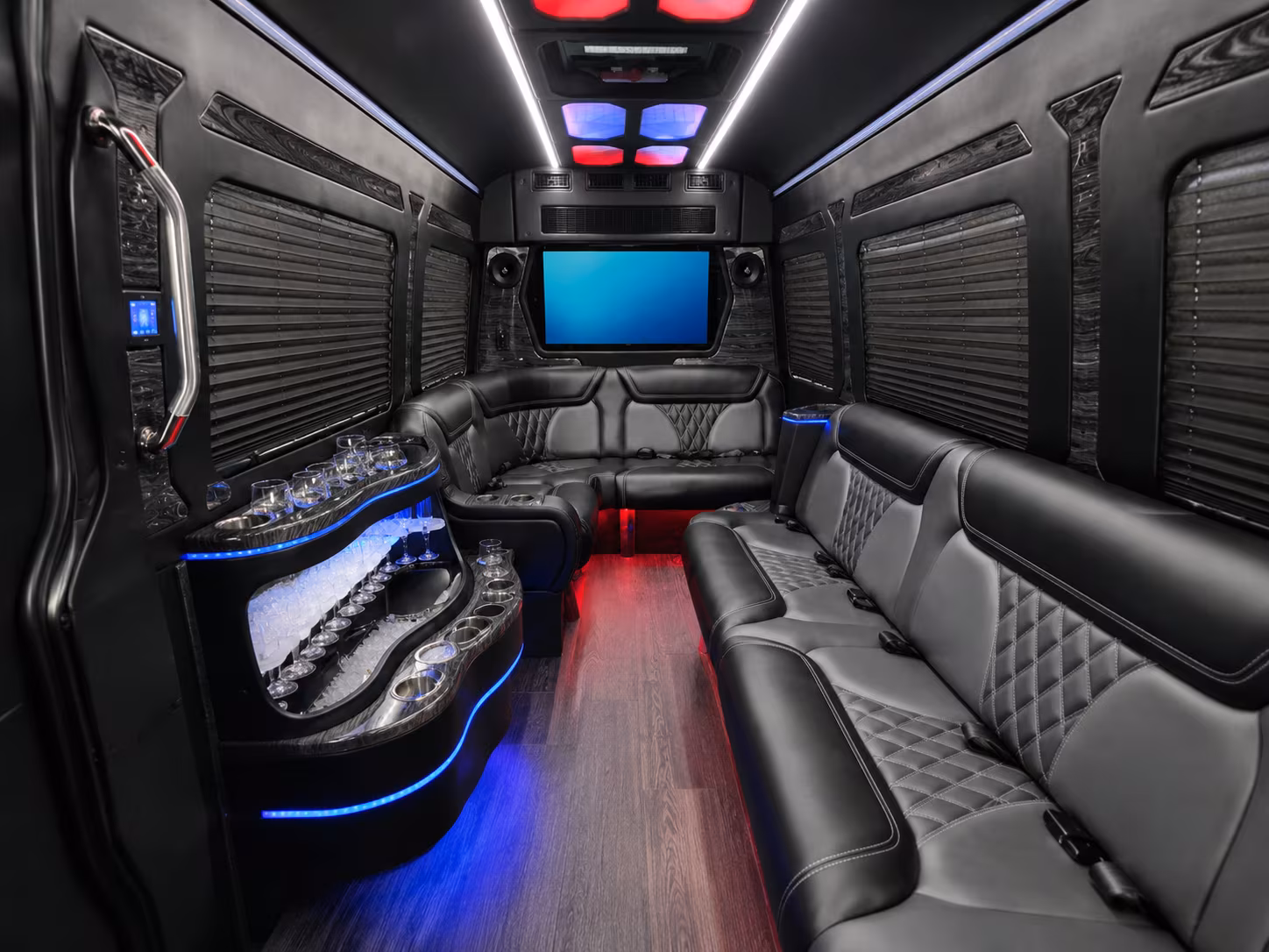 church groups school teams senior clubs and corporate groups every group travels better with a bus