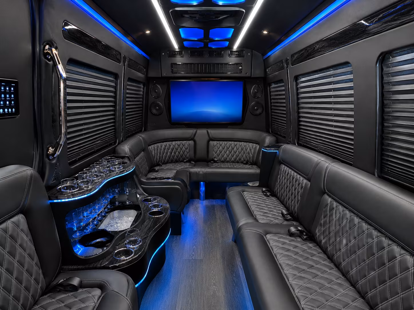 employee shuttle services and recurring corporate routes in fort pierce