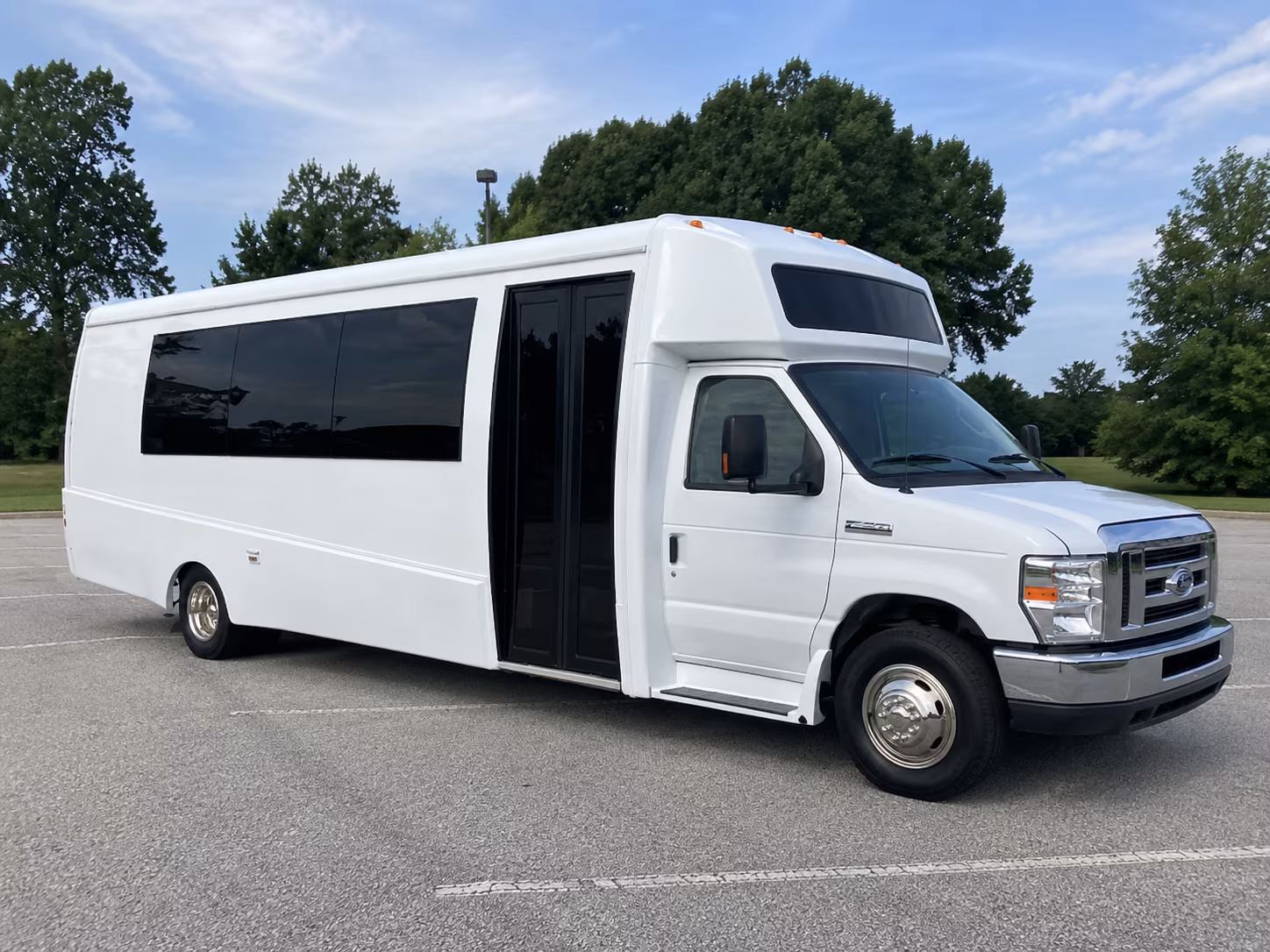 fort pierce 18 passenger party bus