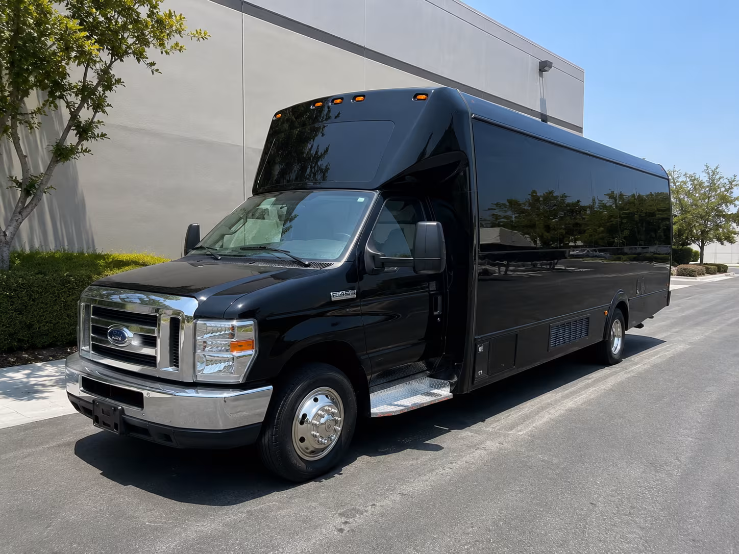 jupiter bus rentals