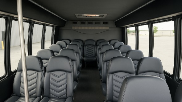 fort pierce 25 passenger minibus rental